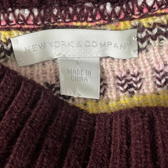 NEW YORK & COMPANY | SWEATER SIZE L - Picture 9 of 10